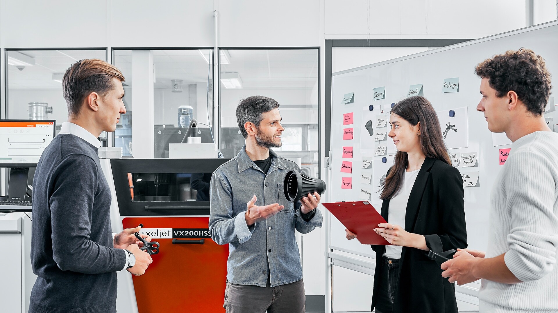 Studierende bei voxeljet