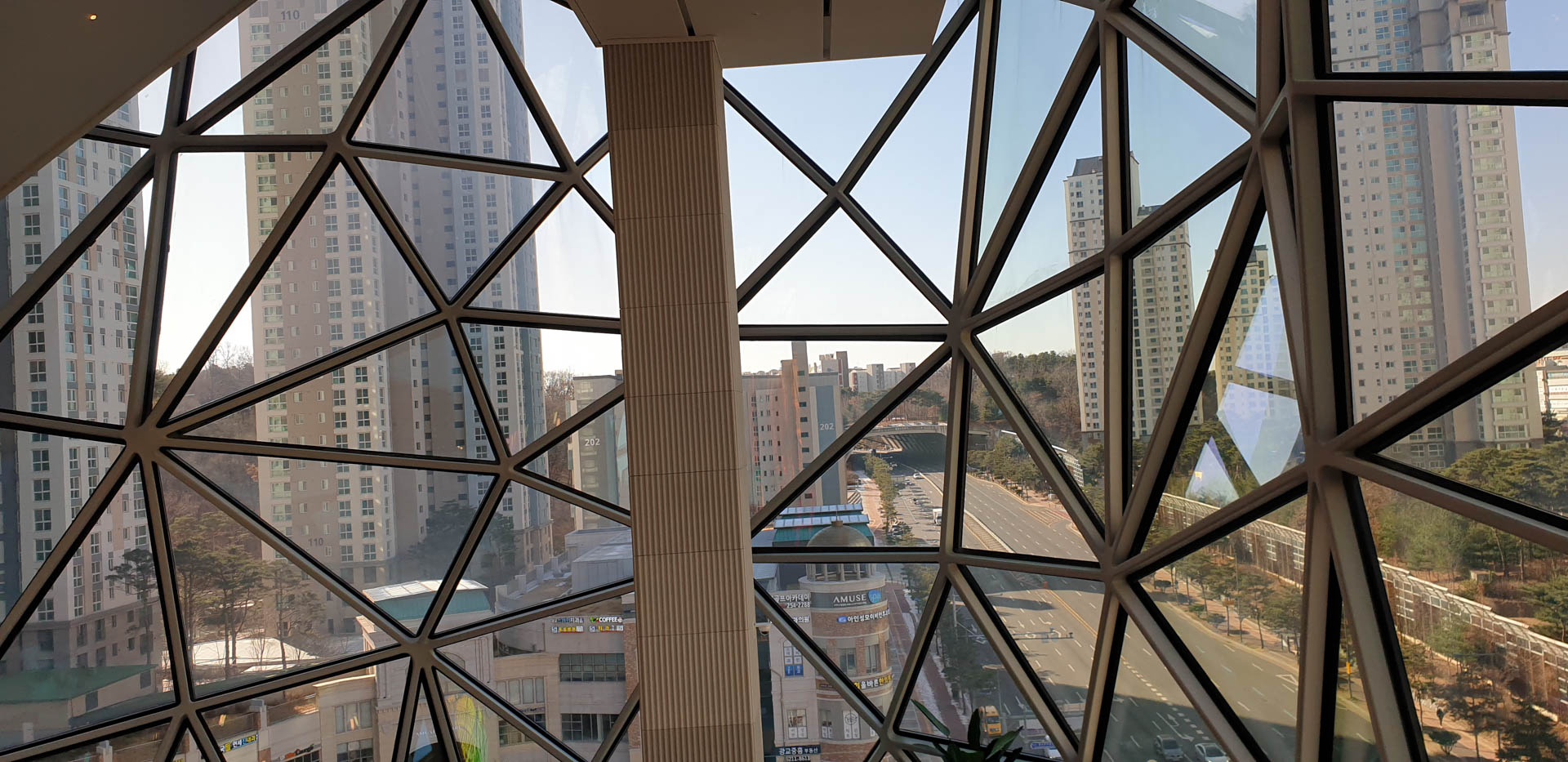 3d printed and investment casted structural joint knotsat the galleria gwanggyo